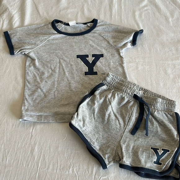 2T H&M, Yale University athletic bundle - Picture 1 of 5
